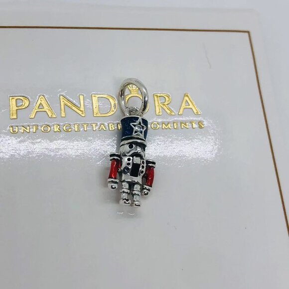 ✨🔥Pandora Moveable Nutcracker Dangle Charm - Picture 3 of 4